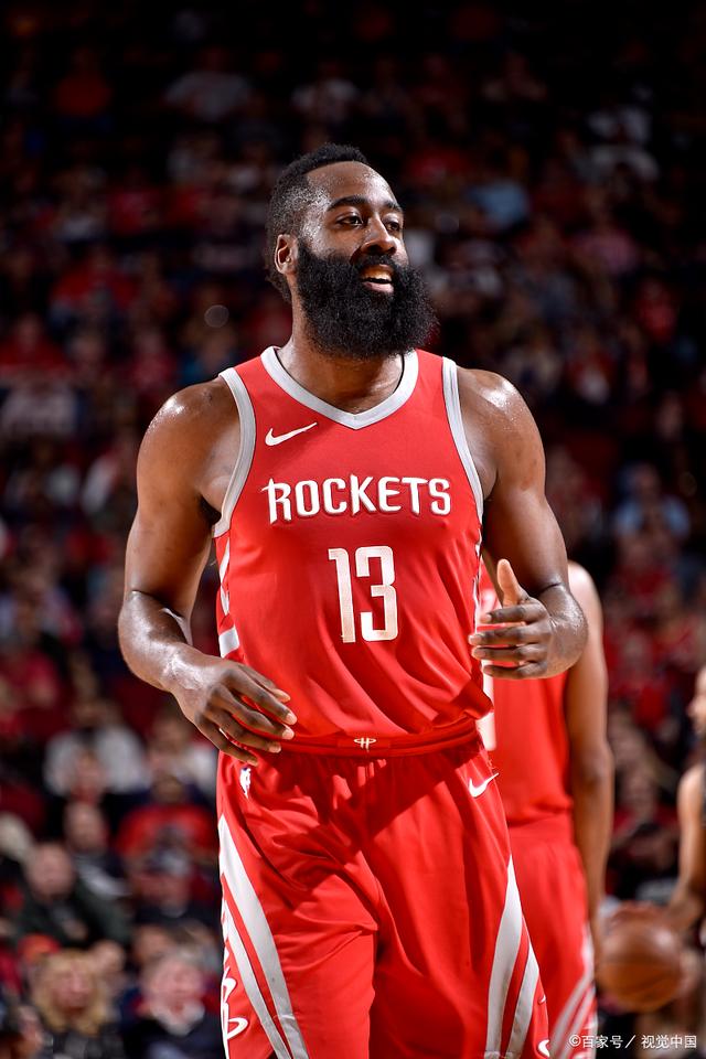 篮球NBA球队教练轮换策略调整（NBA球队教练轮换策略优化）