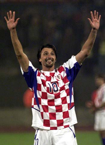 伊尔迪兹：赛前不知道自己当替补；无论进球或助攻我都很高兴（伊尔迪兹：赛前不知将以替补身份出场，进球或助攻都让我高兴）