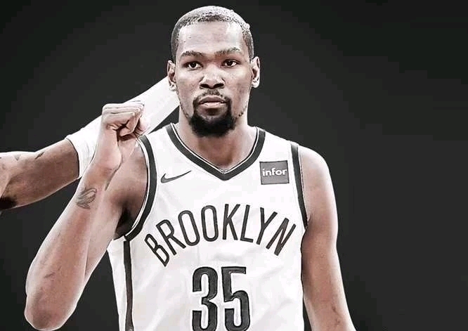 战绩不佳！杨鸣常规赛近4次挑战广厦主场0胜4负（杨鸣常规赛近四次客战广厦吞四连败）