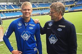 英超球员专访：凯恩谈状态与目标,（英超专访：凯恩畅谈近况与赛季目标）