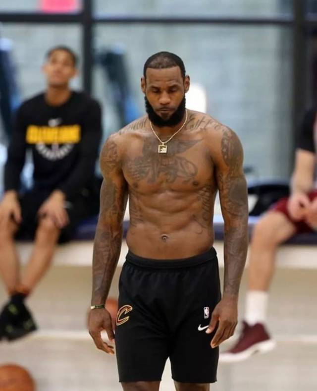 斯基拉：37岁的前葡萄牙国门帕特里西奥正在考虑退役（斯基拉：37岁葡萄牙前国门帕特里西奥或将退役）