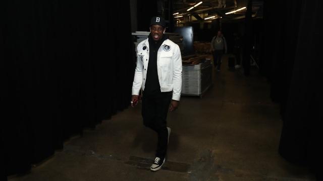 NBA半场：马卡缺阵，乔治18分，爵士78-73领先湖人（NBA半场战况：马卡缺席，乔治砍18分，爵士78-73暂领先湖人）