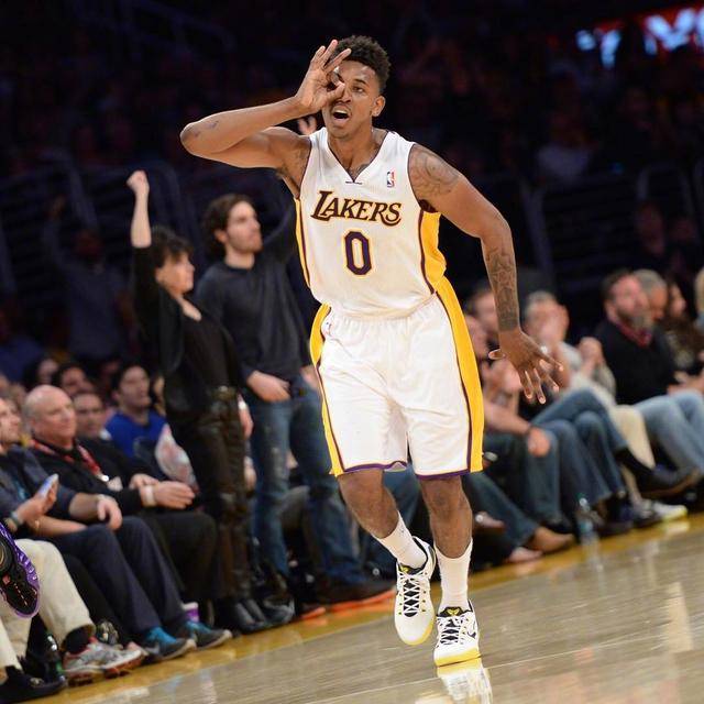 曼城瓜帅战术调整成功击败托特纳姆（瓜迪奥拉战术调整奏效，曼城力克热刺）