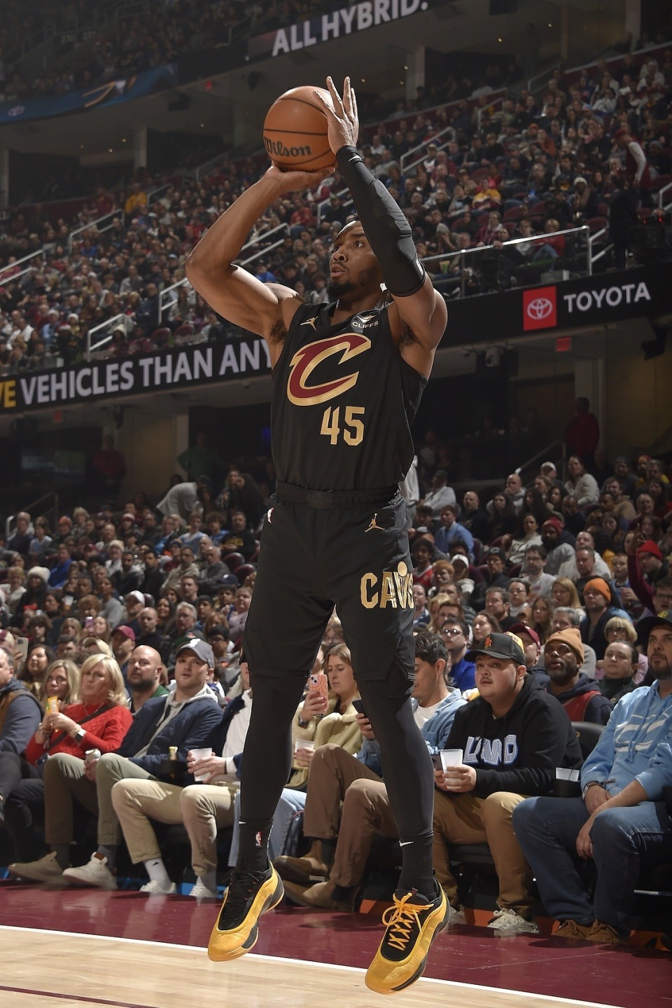 樊振东全运会表现引热议，退出世排新解读（樊振东全运会发挥惹争议：退出世排最新解读）