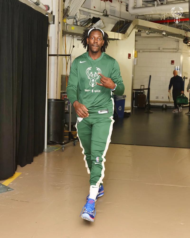 意媒：尤文两位防线伤员凯利和卡瓦尔有望在国际比赛日后复出（意媒：凯利、卡瓦尔有望在国际比赛日后重返尤文后防）