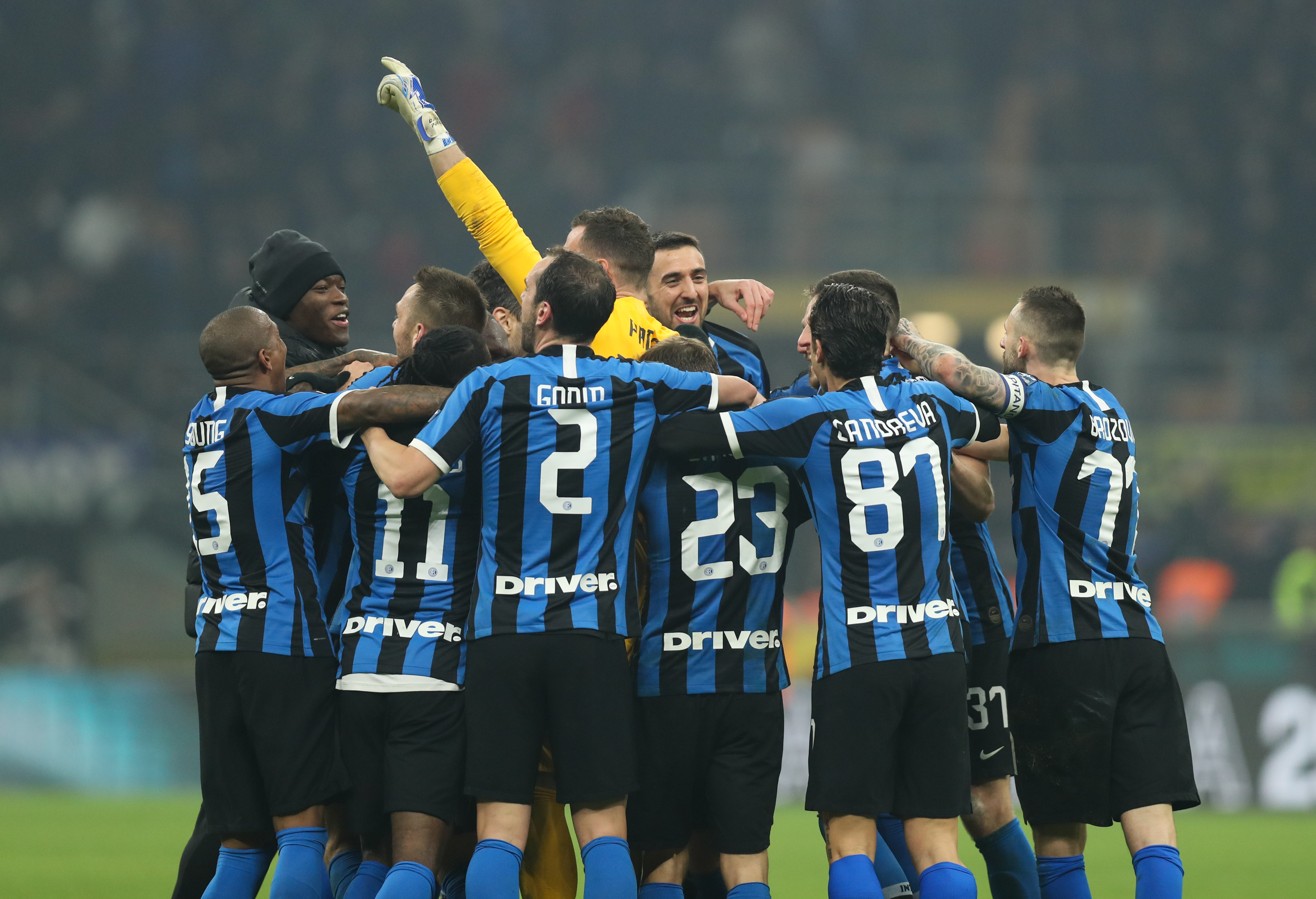 英超半场：姆伯莫造险，两队合计6脚射门，曼联0-0西汉姆联（英超半场战报：姆伯莫制造威胁，双方合计6次射门，曼联0-0西汉姆联）