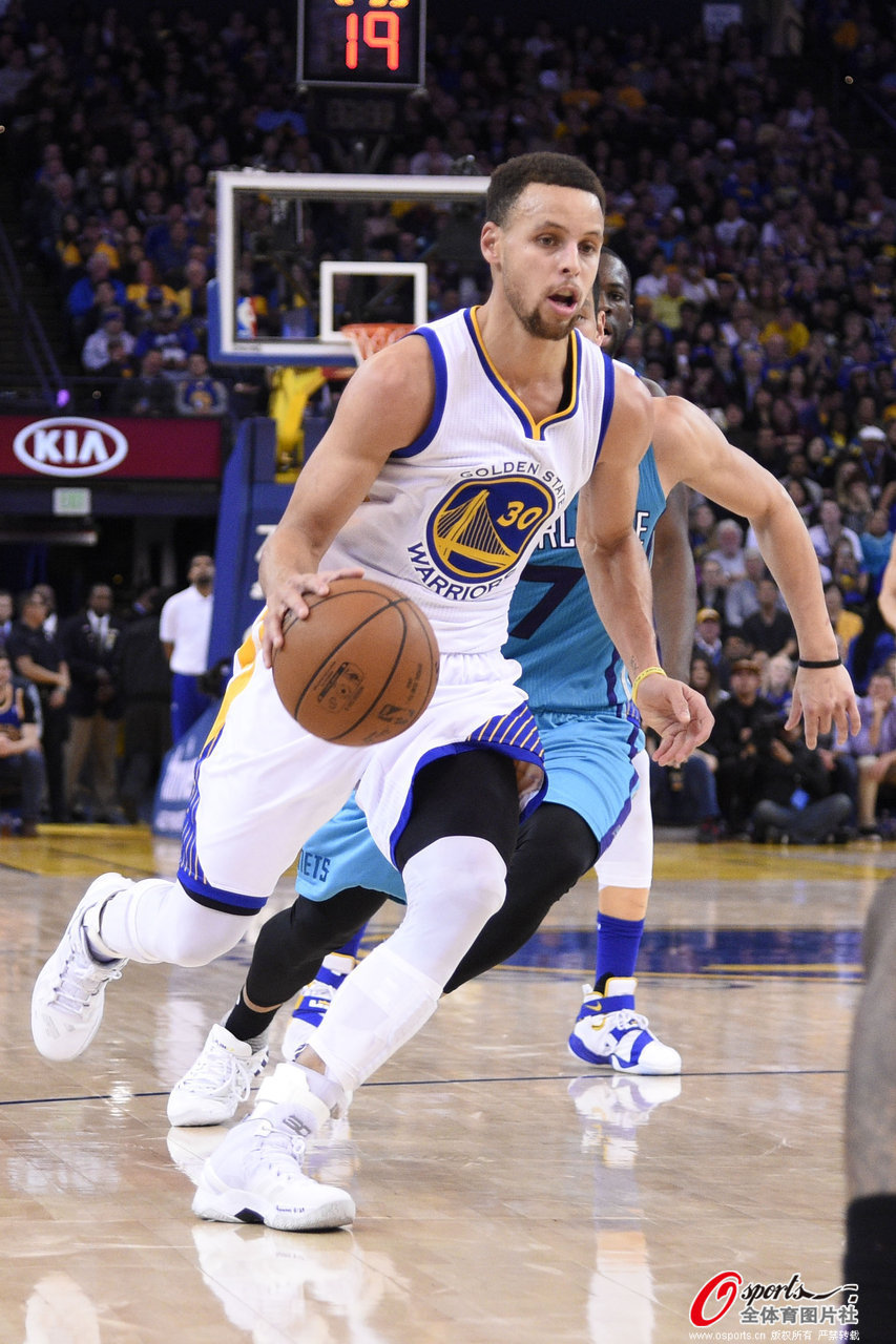 NBA精彩回放：湖人绝杀凯尔特人,（NBA高光时刻： 湖人压哨击败凯尔特人）