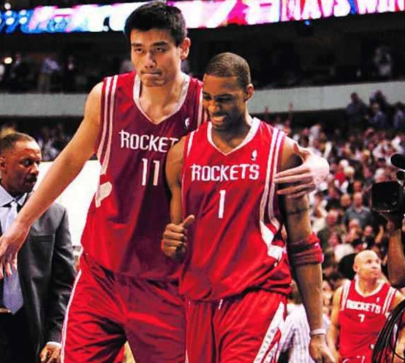 哈维-西蒙斯闪耀全场助热刺胜出获最佳球员（哈维-西蒙斯大放异彩助热刺取胜 荣膺全场最佳）